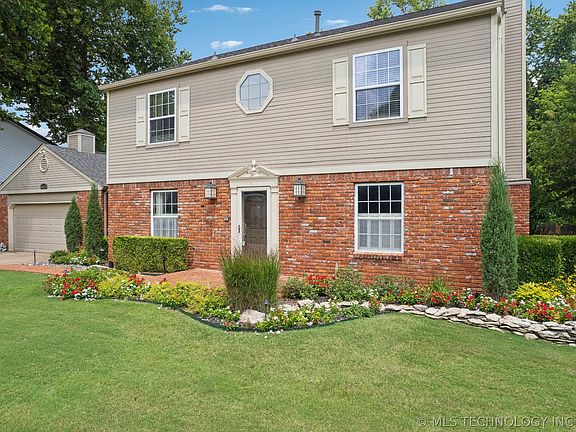 3rd image of 602 E Winston Cir