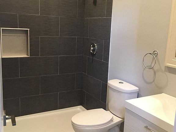 4th image of 2026 W Coulter St #2F