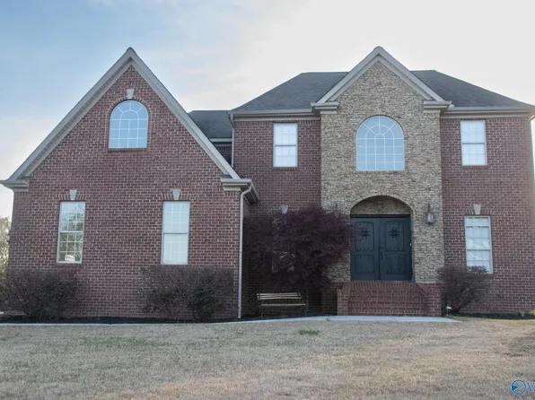 428 Alverson Ave, Albertville, AL 35950