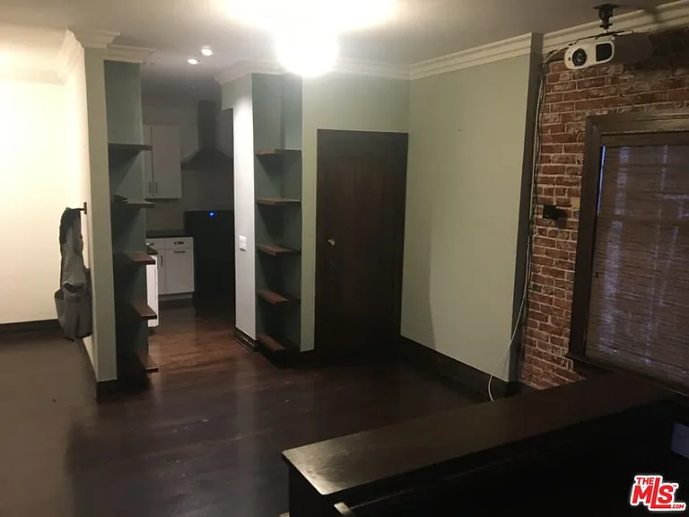 2121 James M Wood Blvd #201 — Photo 19