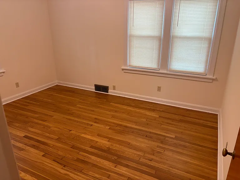 613 Evans Ave — Photo 8