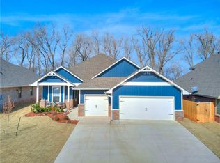 512 Side Track Rd, Yukon, OK 73099