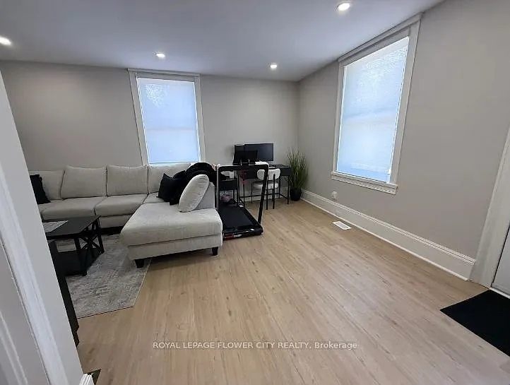 80 Willow St #1 — Photo 6