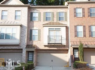 284 Blue Pointe Ct, Suwanee, GA 30024