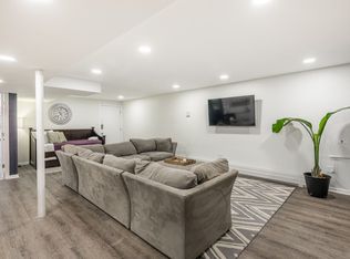 226 S Hoyne Ave #Id1255620p, Chicago, IL 60612
