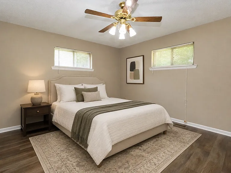 3614 Missionaire Ave — Photo 3