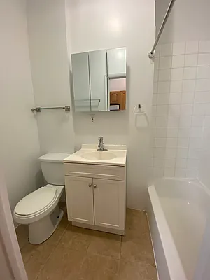 Rented by Peter R. Hungerford, LREB | media 25