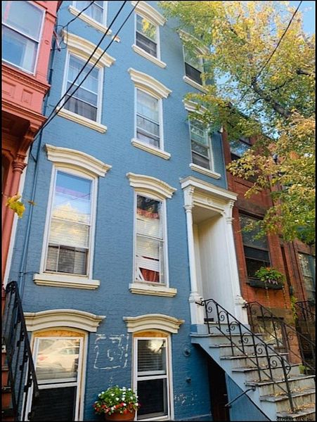 4th image of 336 HUDSON Avenue