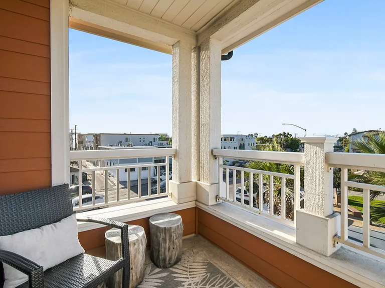 802 Santa Barbara Pl — Photo 27
