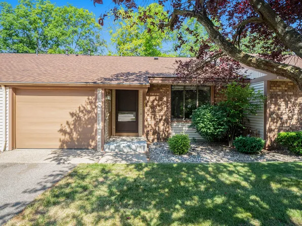332 Aniline Ave N, Holland, MI 49424