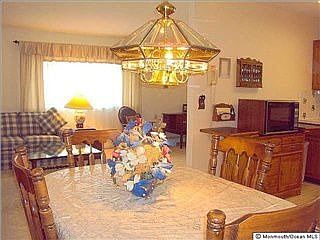 5th image of 91 Niagara Dr