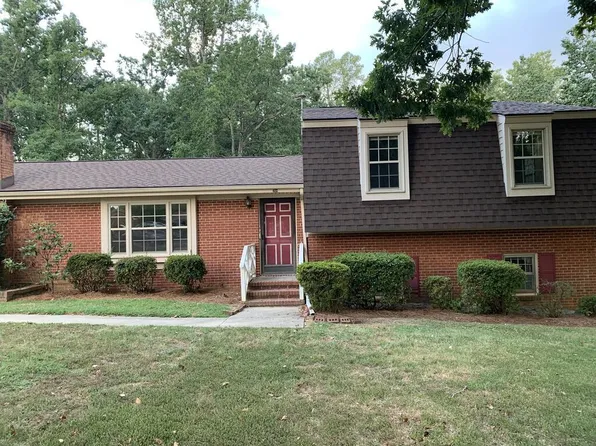 208 Wildflower Dr, South Boston, VA 24592