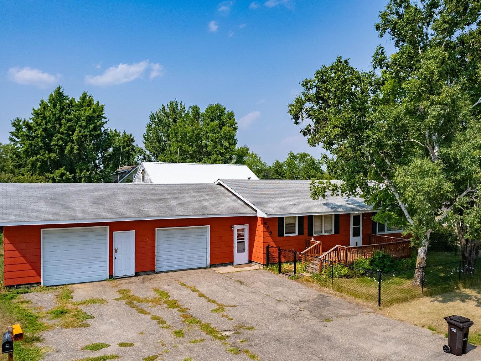 609 E 4th Ave, Hewitt, MN 56453 Zillow