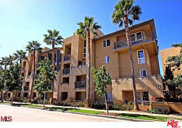 1st image of 5831 Seawalk Dr Unit 120