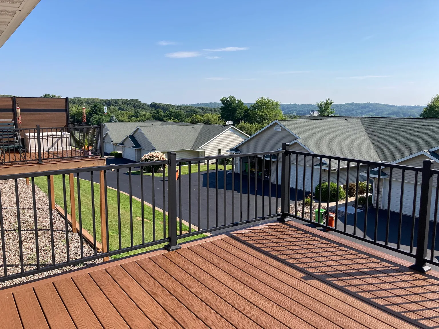 3 bed, 2000 sqft, $1,650 — Photo 1