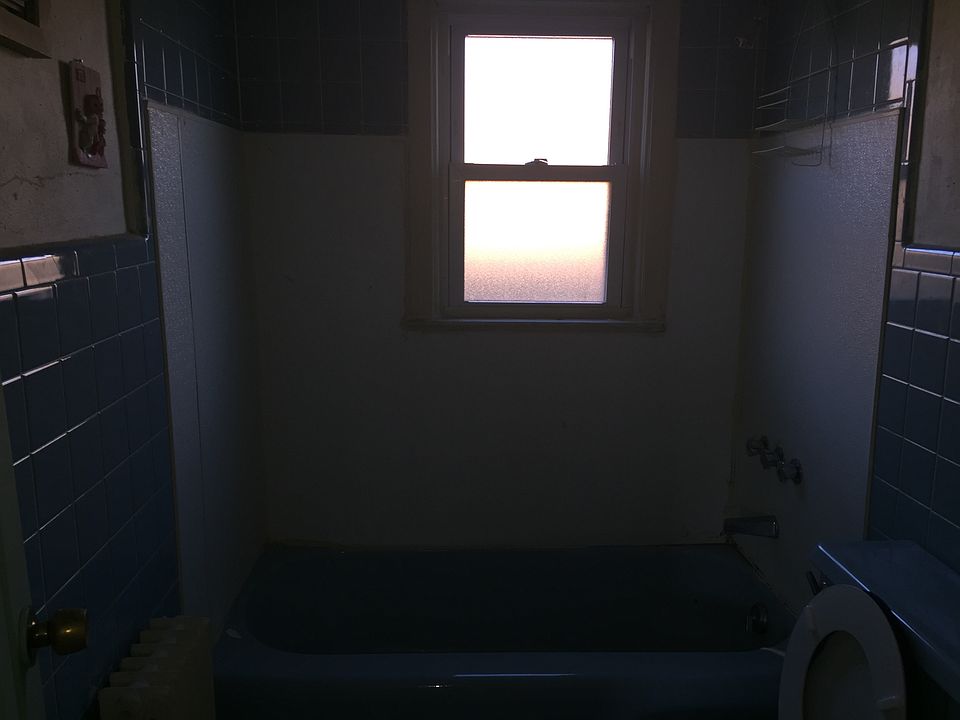 1st image of 130 Morningside Pl