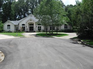 225 Valley Rd, Ridgeland, MS 39157