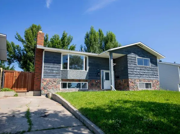 9224 S 107th Ave, Grande Prairie, AB T8V 3W8