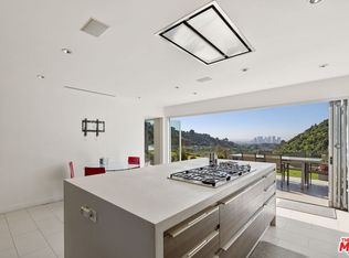 (Undisclosed Address), Beverly Hills, CA 90210