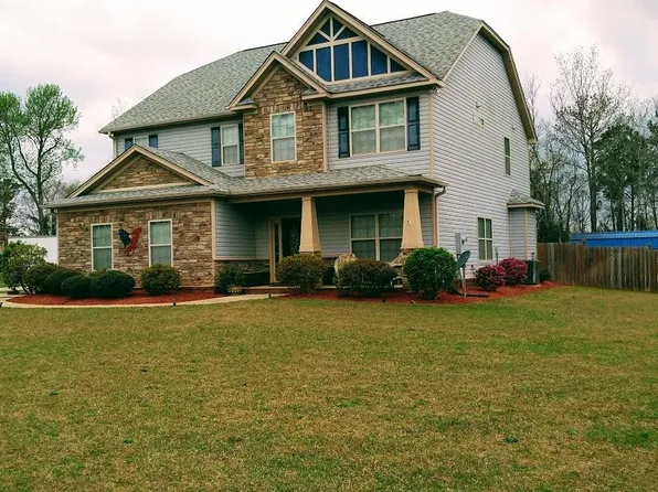 2760 Bubacz Ln, Dalzell, SC 29040