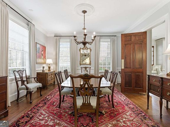 5th image of 221 Hamilton Rd