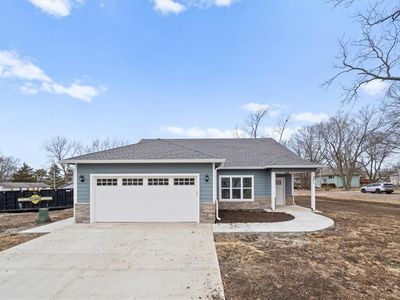 301 S Jefferson St, Spring Hill, KS, 66083