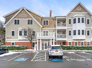 180 Chickering Rd UNIT 301C, North Andover, MA 01845