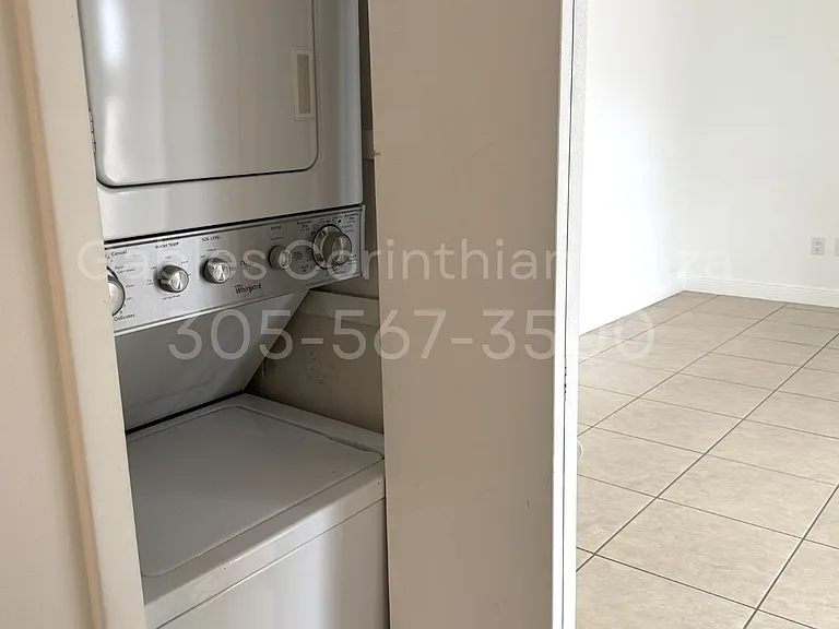 22 Salamanca Ave — Photo 17