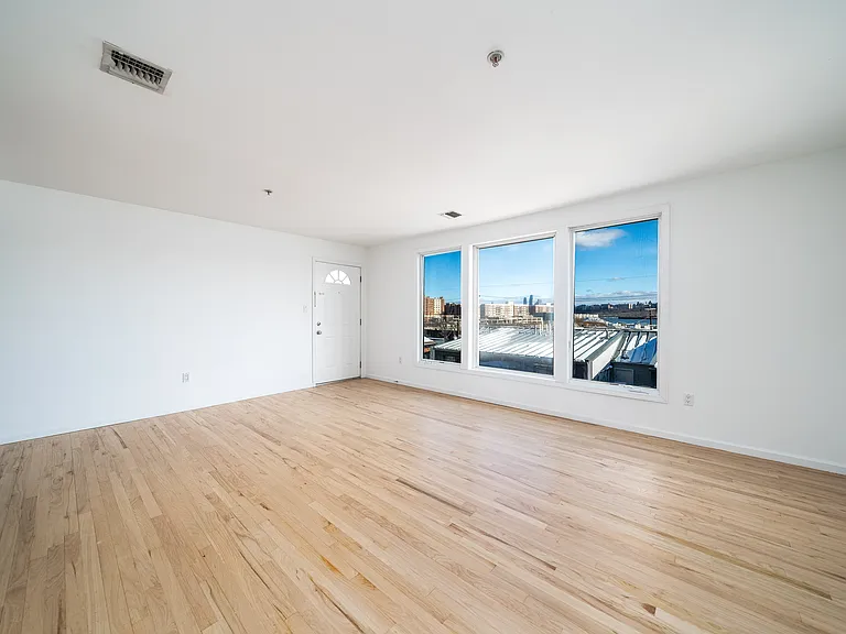 8909 Riverside Pl #1 — Photo 4