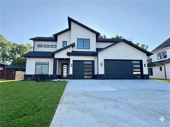 6707 SW Heartbeat St, Bentonville, AR 72713