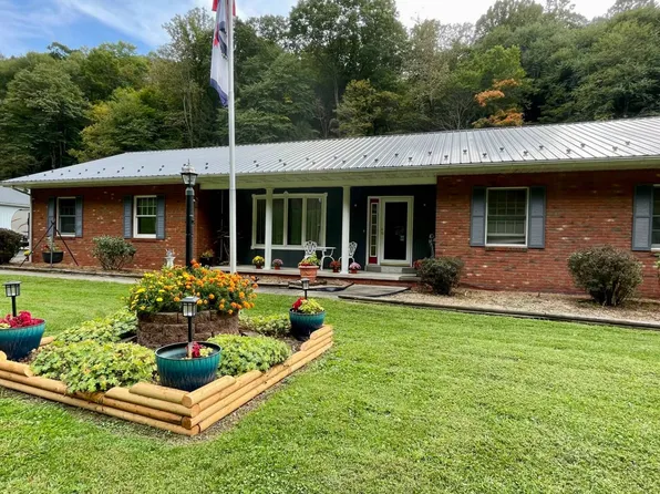 186 Church Fork Rd, Hundred, WV 26575