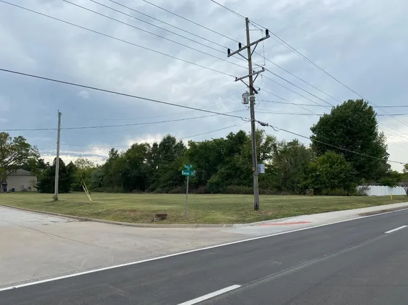 Sw Corner 32nd & Kenser, Joplin, MO 64804