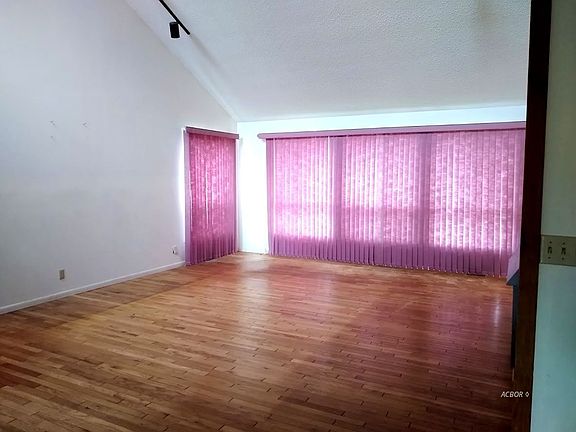 3rd image of 6 Sussex Dr