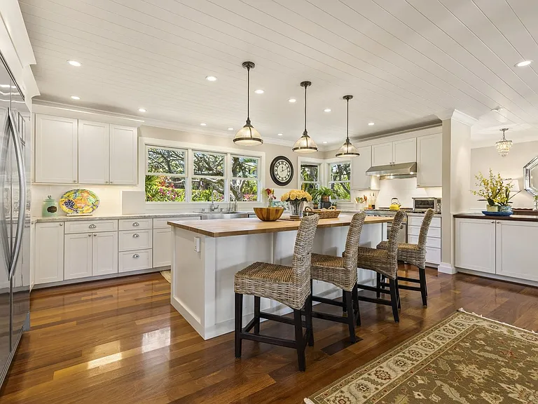 4034 Black Point Rd — Photo 10