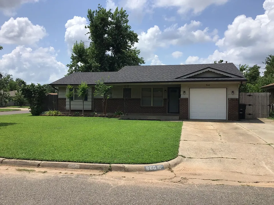 860 NW 14th St
