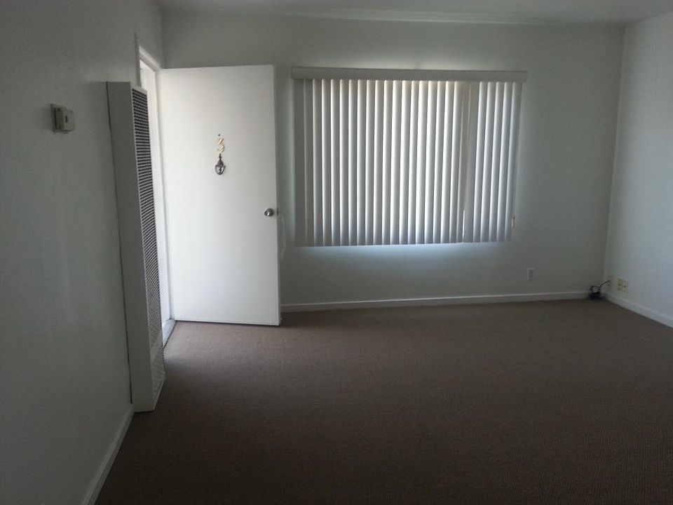 1st image of 727 Whipple Ave APT 2
