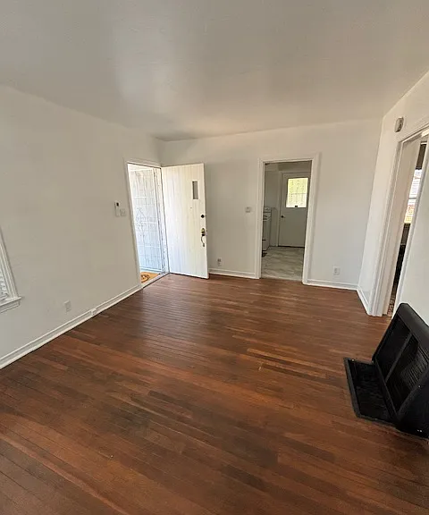 1690 Kirman Ave — Photo 5