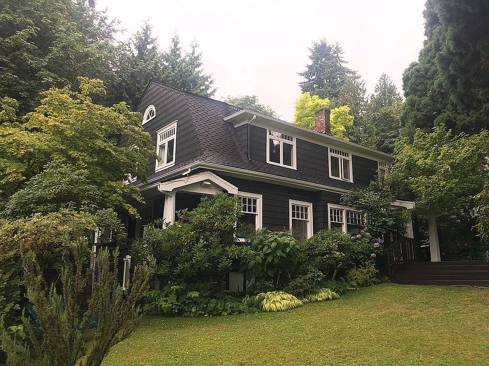 2nd image of 3816 E Spring St