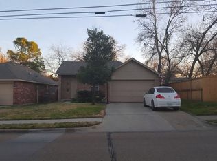 302 W Vilbig St, Irving, TX 75060