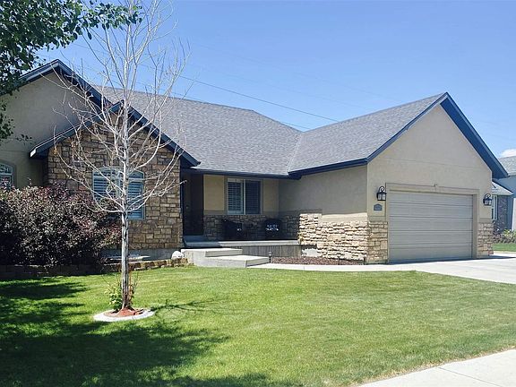 2nd image of 1016 Peachwood Dr