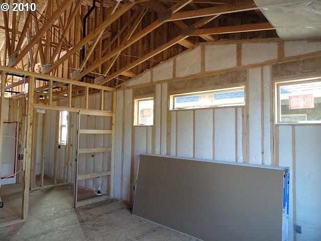 2nd image of 12701 Tidewater St
