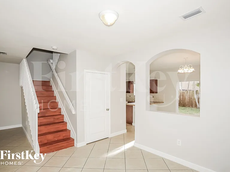 21471 SW 86th Pl — Photo 5