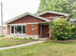 9834 S Kolmar Ave, Oak Lawn, IL 60453
