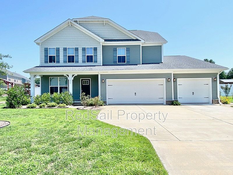 1st image of 217 Manor Dr