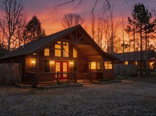 68 Hilltop Valley Dr, Murphy, NC 28906