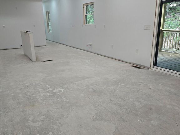 5th image of 6139 Ringos Mill Rd
