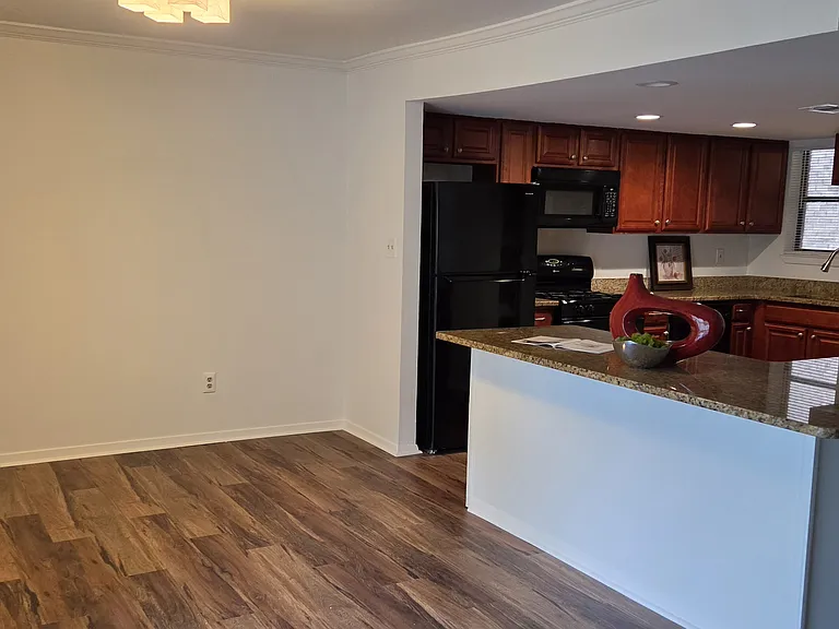 2192 Palmyra Dr SE — Photo 5
