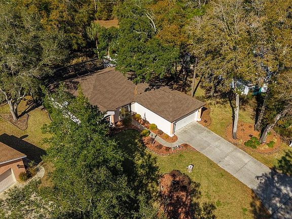 3rd image of 19421 SW 100th Loop