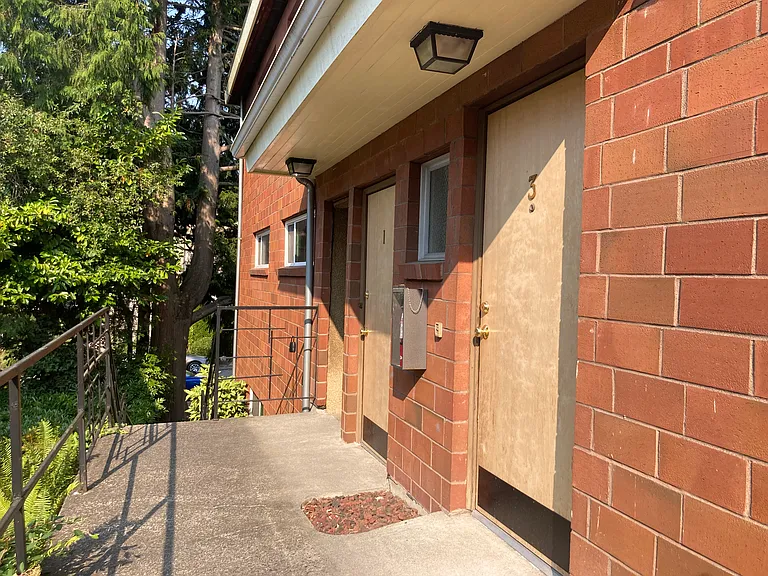 6515 4th Ave NE #3 — Photo 30