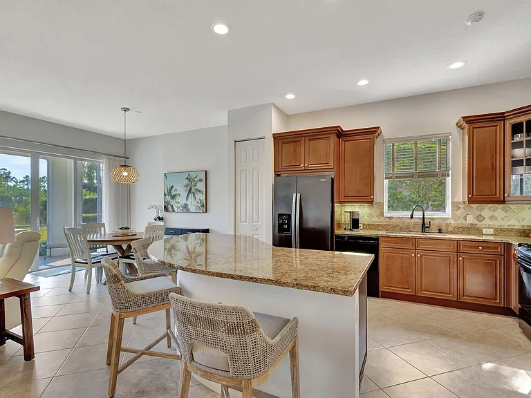 10156 N Orchid Reserve Dr — Photo 15